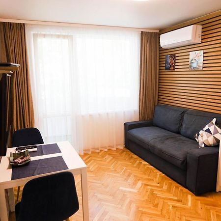 White Central Apartment Варна Экстерьер фото