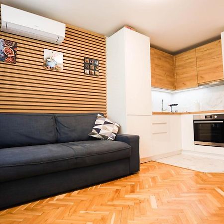 White Central Apartment Варна Экстерьер фото
