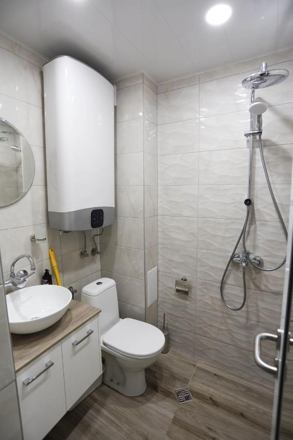 White Central Apartment Варна Экстерьер фото