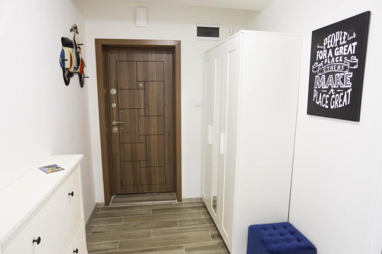 White Central Apartment Варна Экстерьер фото